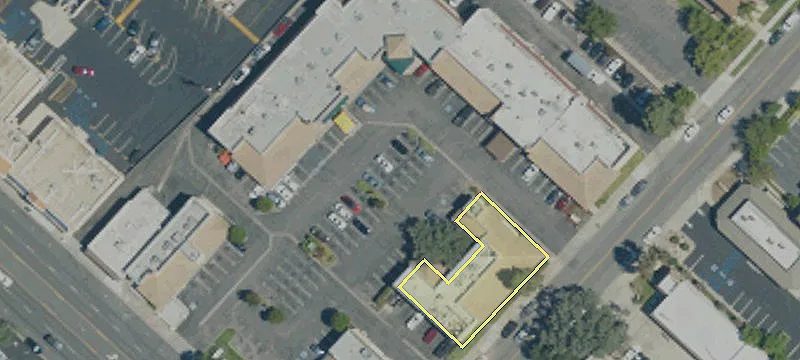 2835 1000th Oaks Blvd