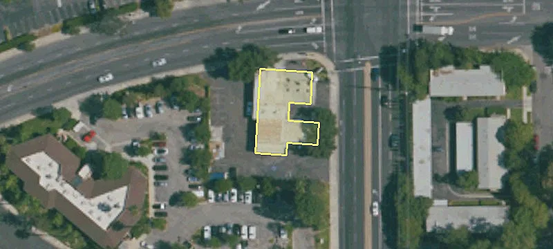2689 Moorpark Rd