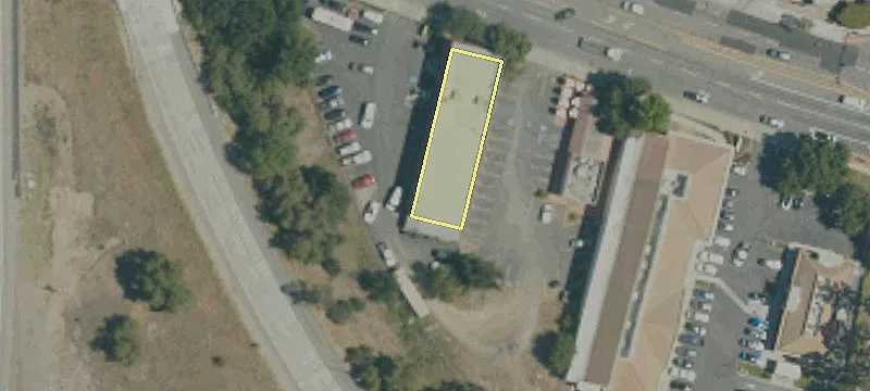 1100 1000th Oaks Blvd