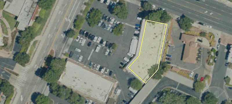 2302 1000th Oaks Blvd