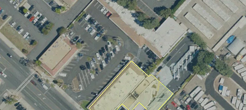2681 1000th Oaks Blvd