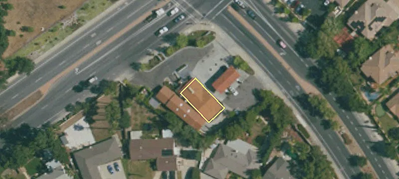 3505 Moorpark Rd