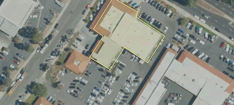 3832 1000th Oaks Blvd