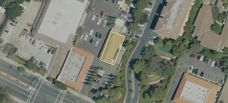 2141 1000th Oaks Blvd