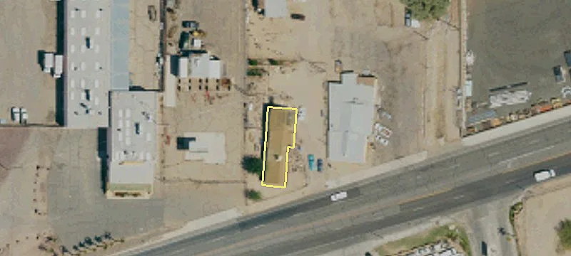 2471 Main St