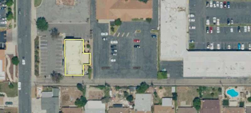 9557 Foothill Blvd