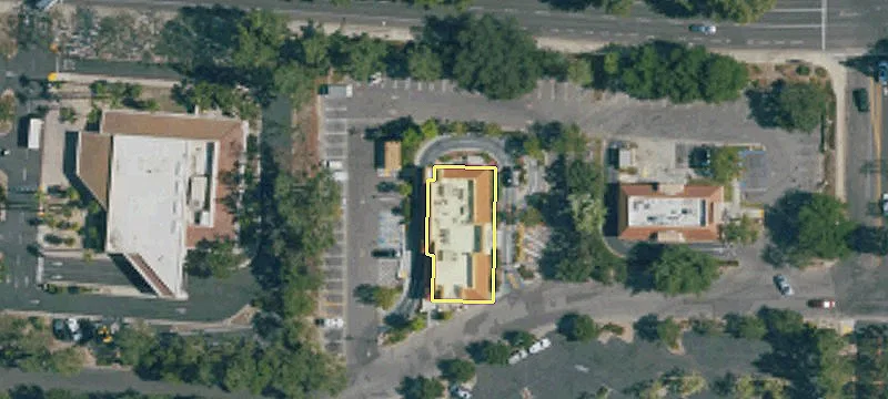 1908 Avenida De Los Arboles