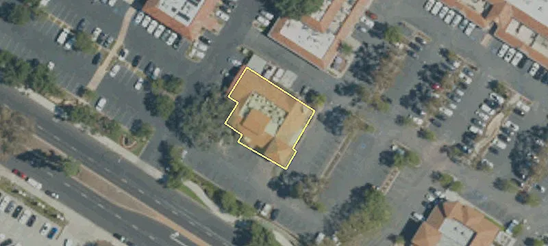 3635 1000th Oaks Blvd