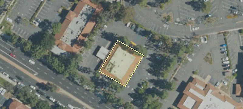 3965 1000th Oaks Blvd