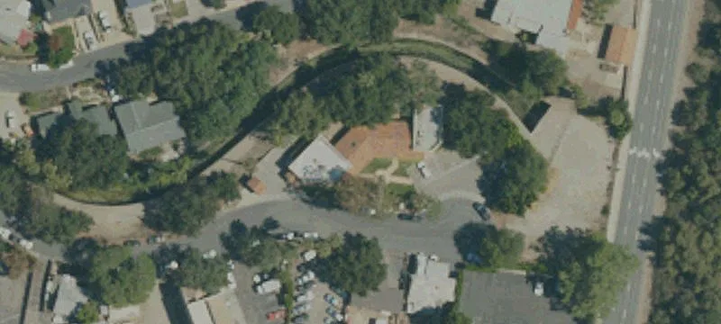 901 Greenwich Dr