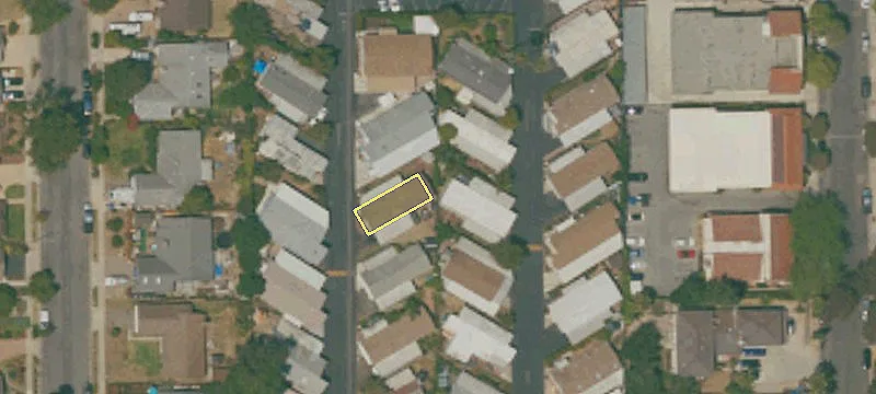 7465 Hollister Ave