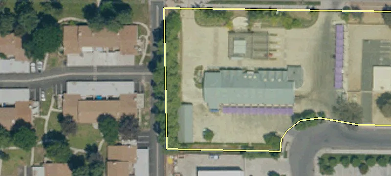 2051 Redlands Blvd