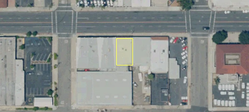 215 Holt Blvd