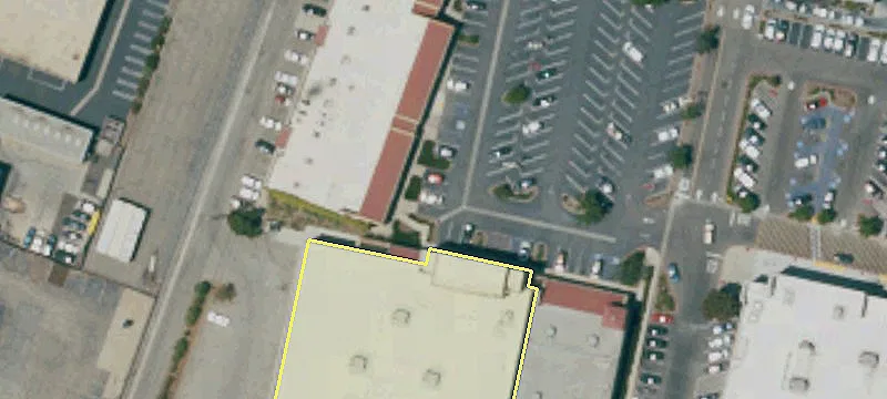4020 Main St