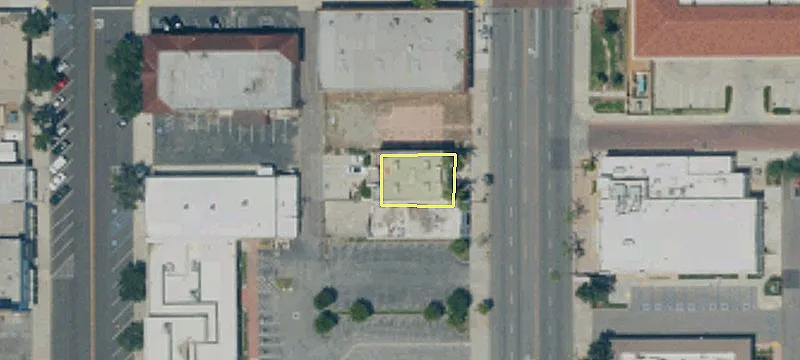 8456 Sierra Ave