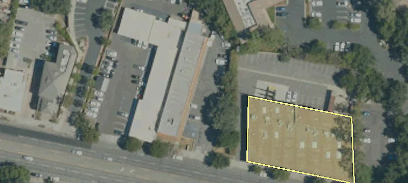 399 1000th Oaks Blvd