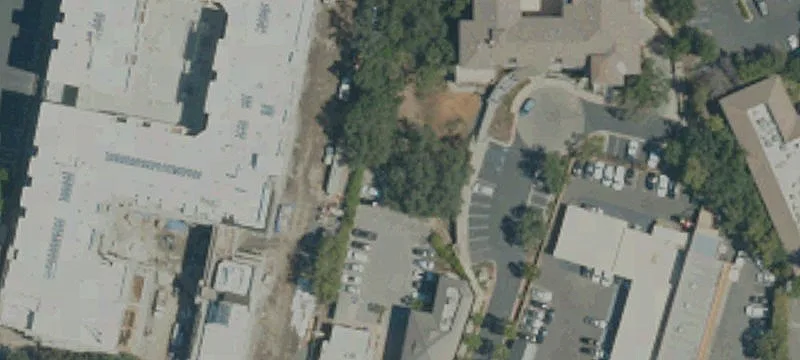355 1000th Oaks Blvd