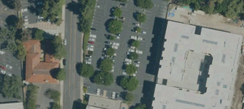 223 1000th Oaks Blvd