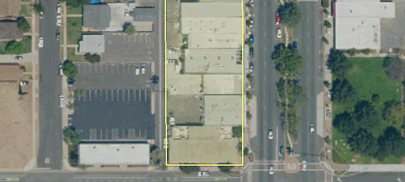 148 Riverside Ave