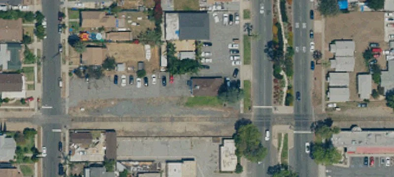 124 Riverside Ave