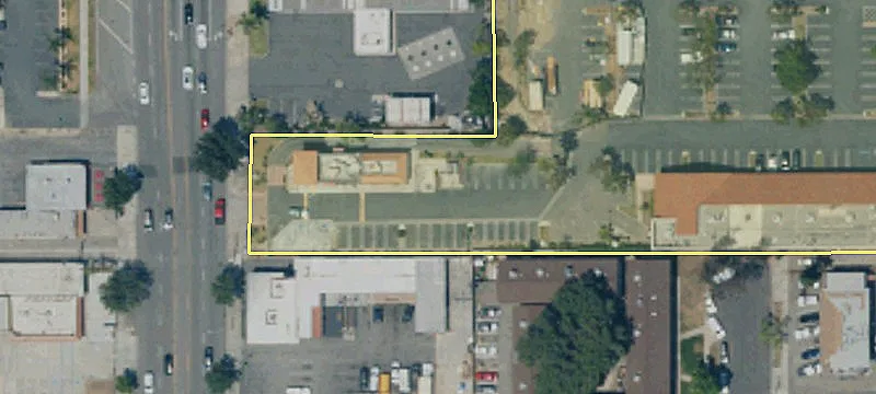8137 Sierra Ave