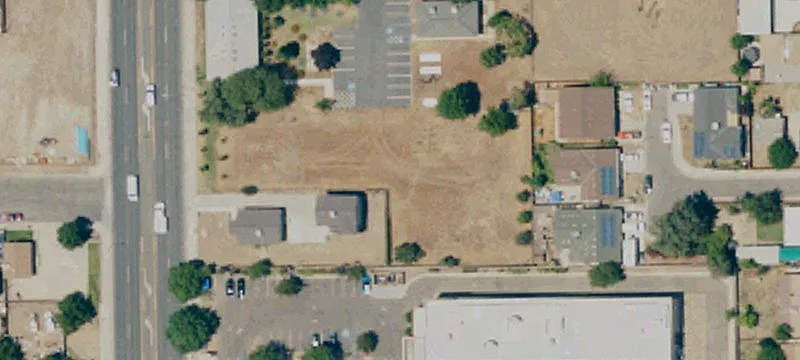 1634 Dinuba Blvd