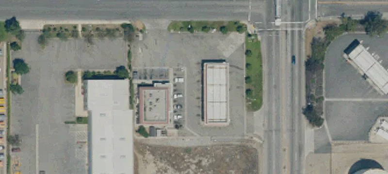 2128 Riverside Ave