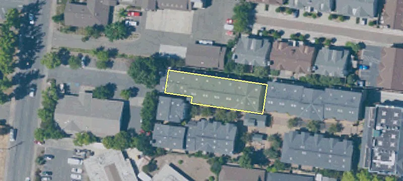 649 1st W St, Unit 15