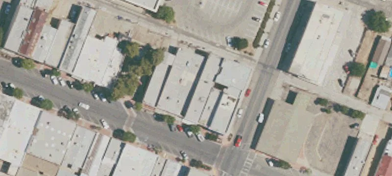 404 Ctr St