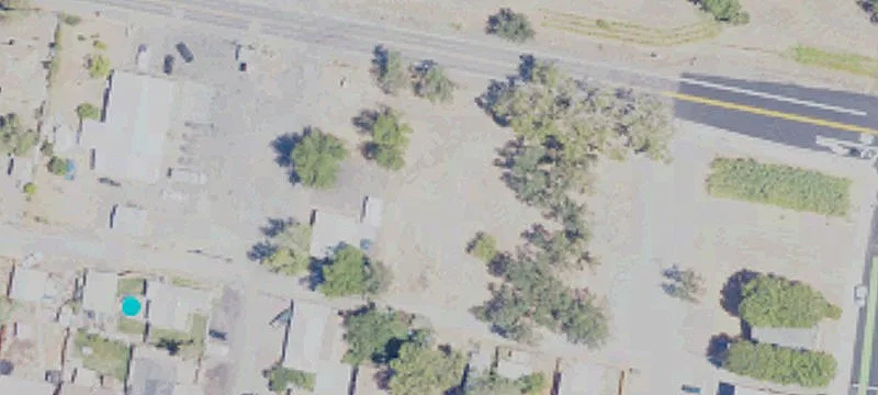 Woodland Ave