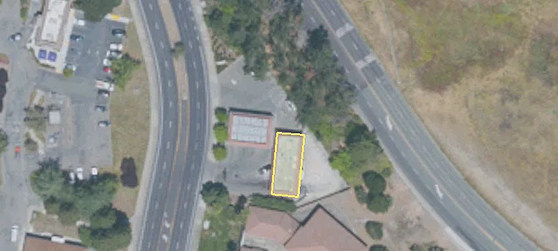 425 Moraga Rd