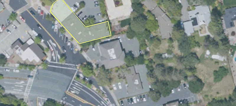 85 Moraga Way