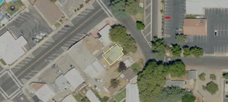 3641 Alameda Ave