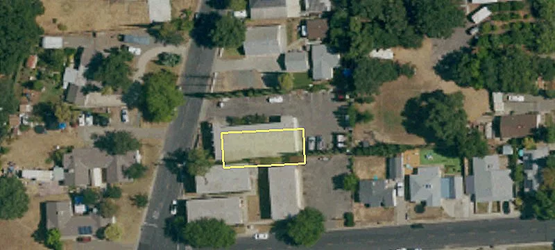 561 Pecan St