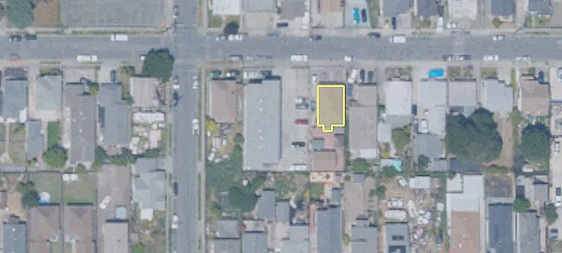 2114 Bush Ave