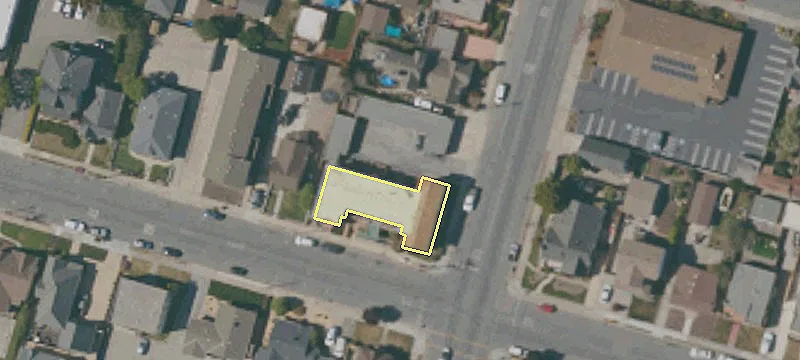 51 Maple St