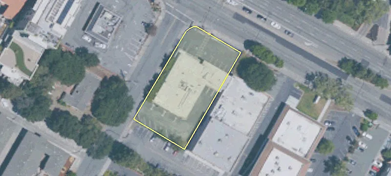 4898 El Camino Real