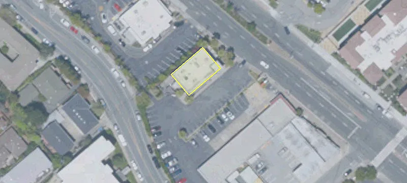 240 El Camino Real