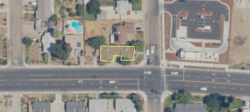 410 Henderson Ave