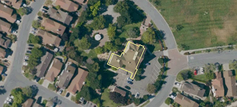 100 Riv Rd