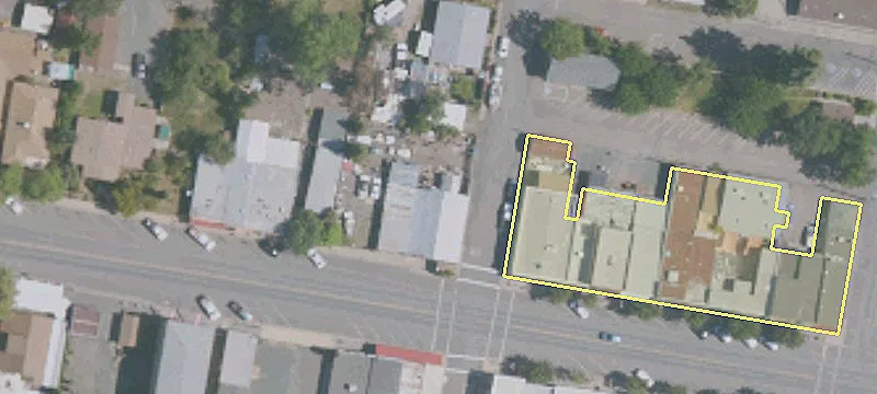 3890 Main St