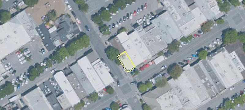 294 Main St