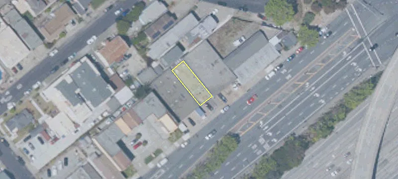 1135 Airport Blvd