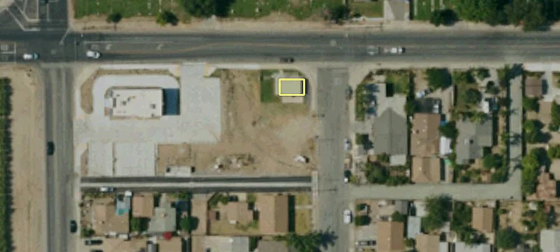 30 Garces Hwy