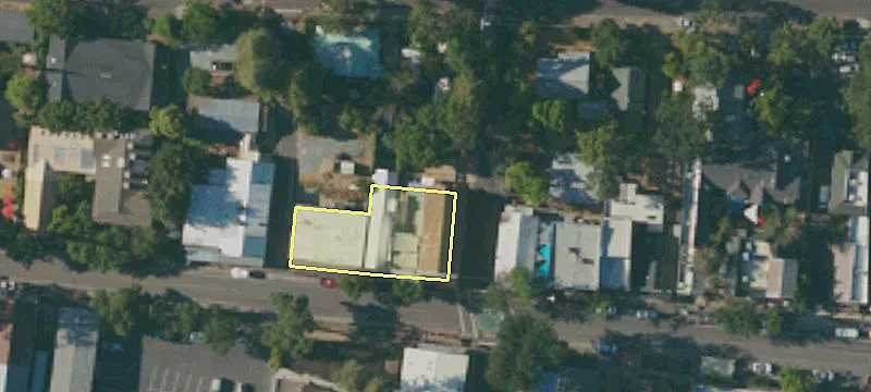 448 Main St