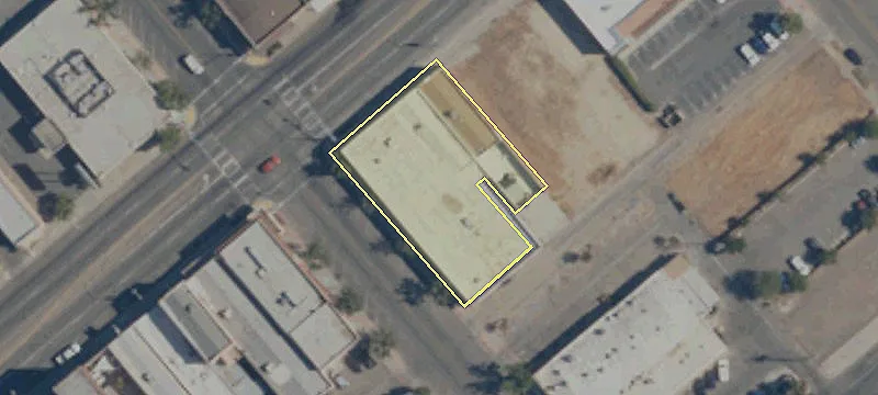 300 Yosemite Ave
