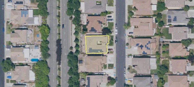 657 Canterbury Cir