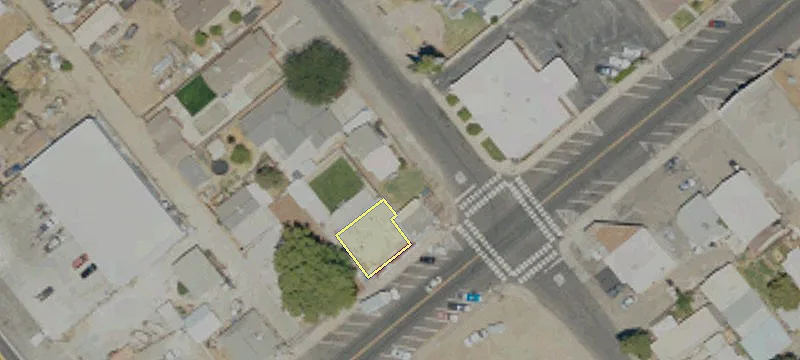 3715 San Joaquin Ave