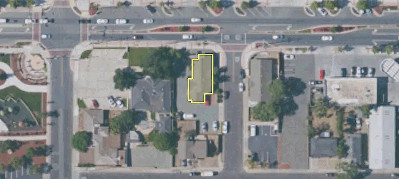 3385 Main St