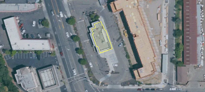 110 Healdsburg Ave